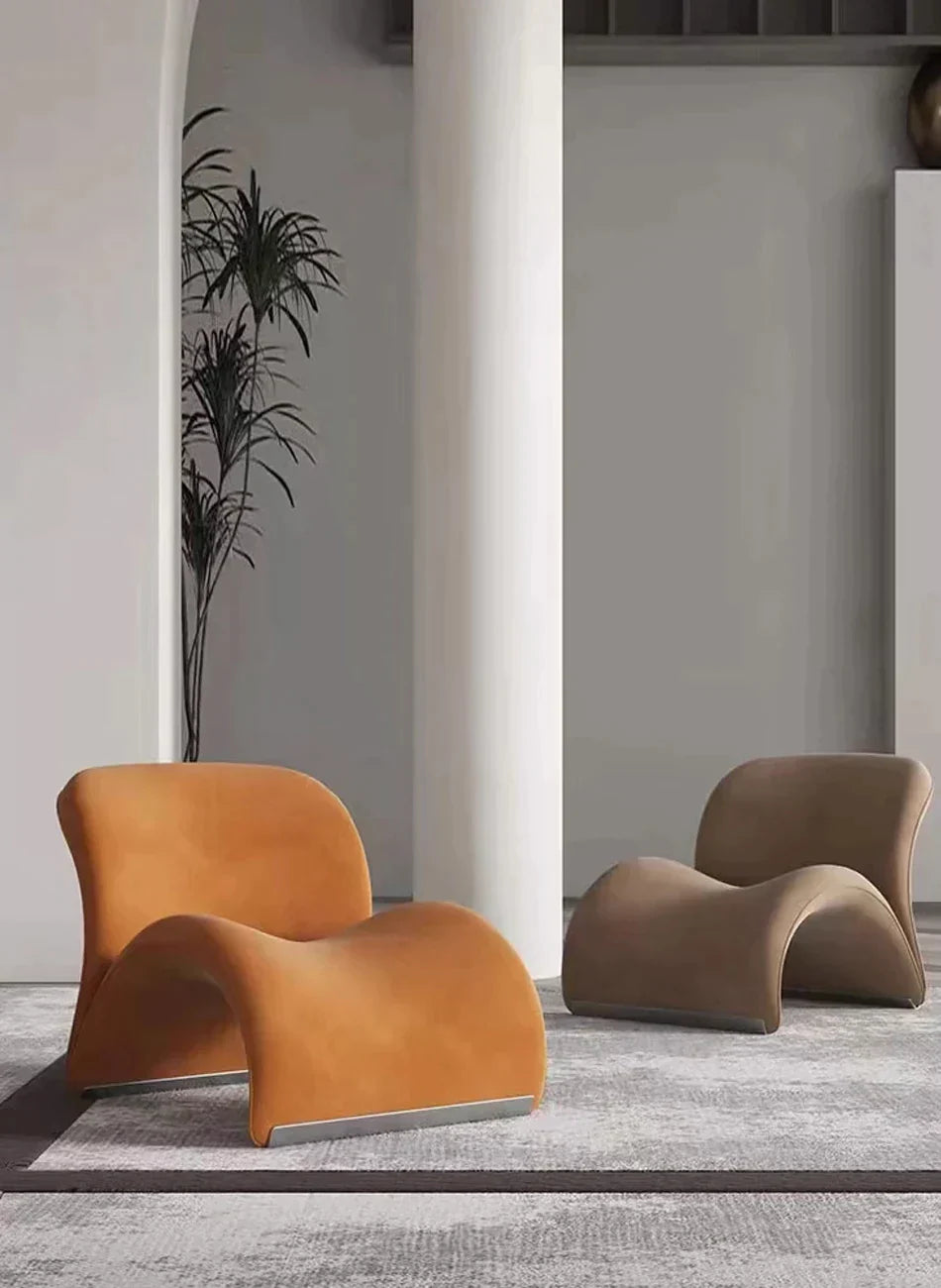 Curvatura Wool Lounge Chair - Modern