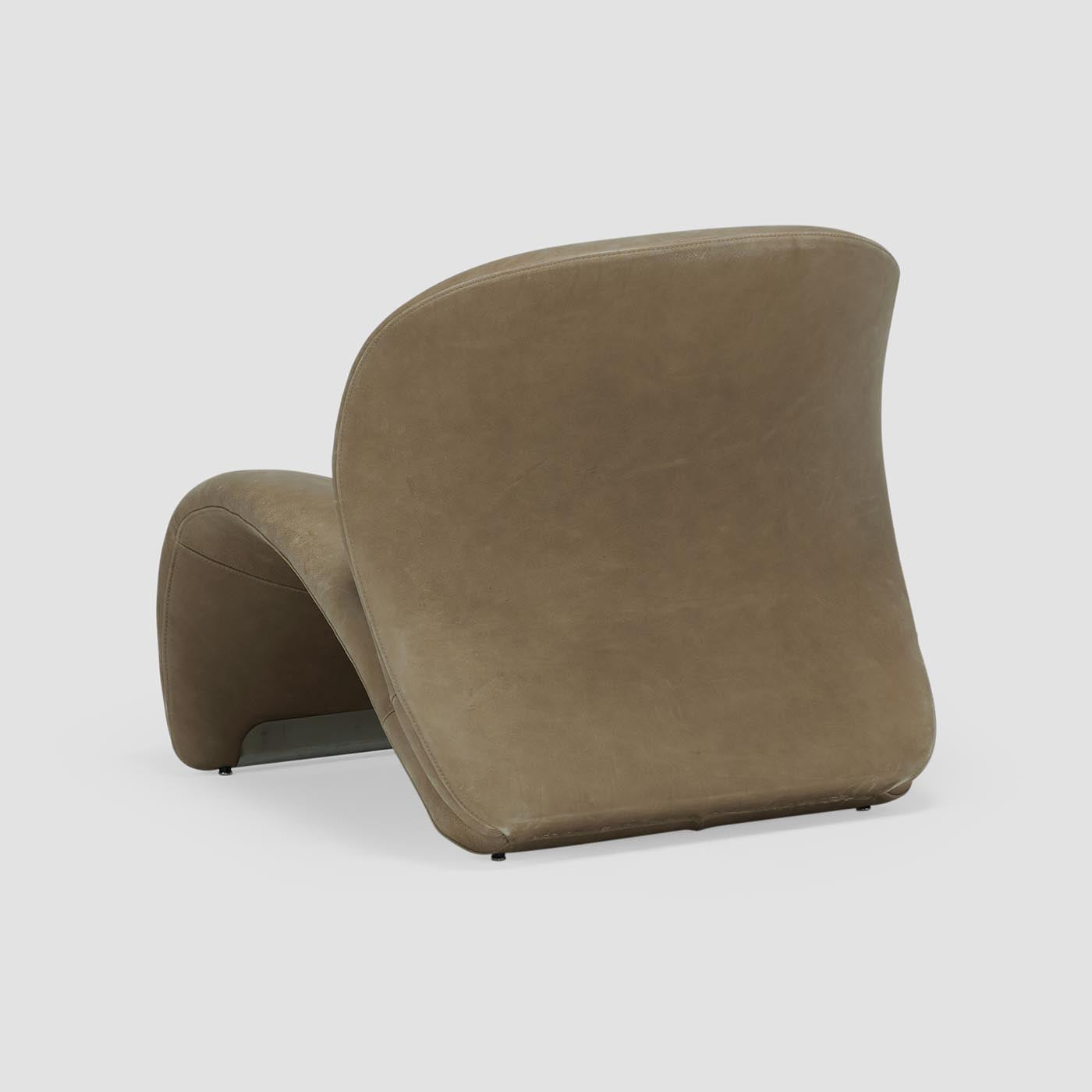 Modern Luxury Sculptural Lounge Chair in Leather or Wool