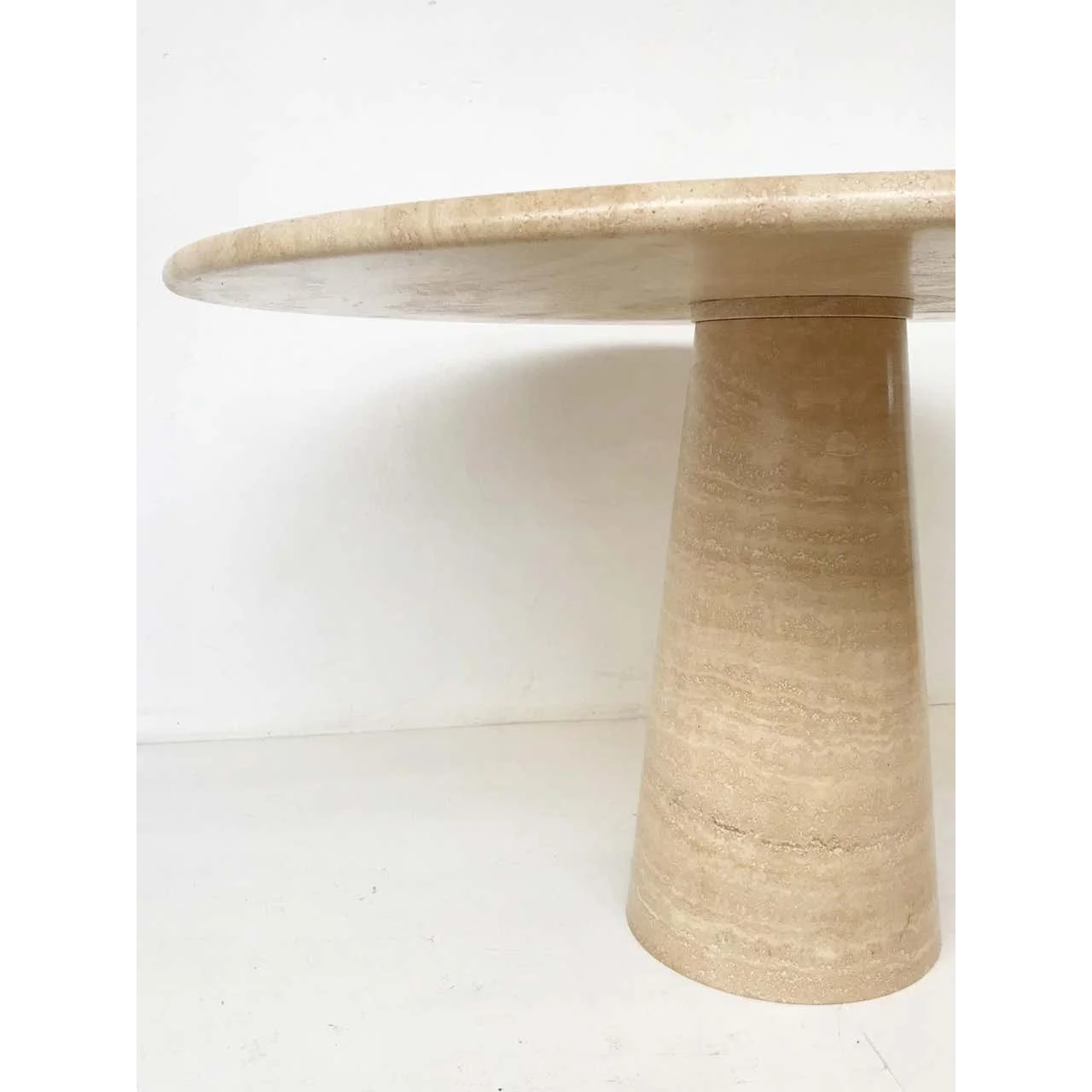 Travertine Dining Table - Tables - French Country - Japandi - Minimalist - Travertinetable